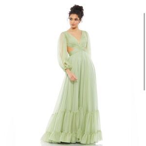 NWT💞Mac Duggal 67948 Sage Green Sz. 2 Long Sleeve Pleated Cut Out Dress
